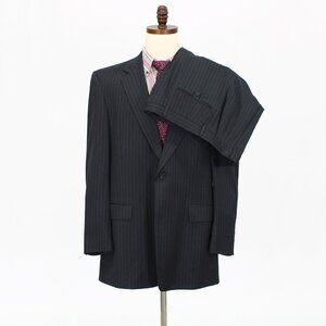 Hart Schaffner Marx 43L 36x34 Gray Striped 2-Button Suit R764